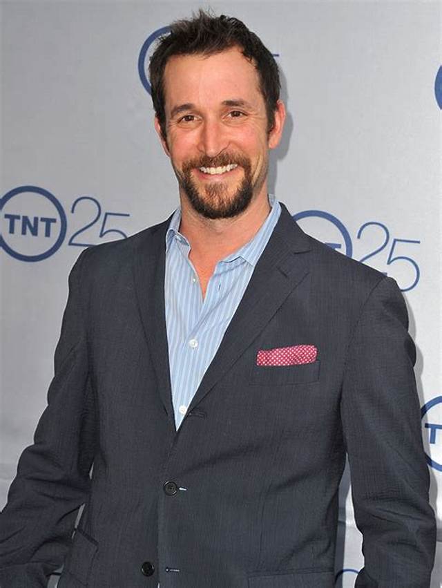 All About Noah Wyle | Net Worth, Relationship, Career