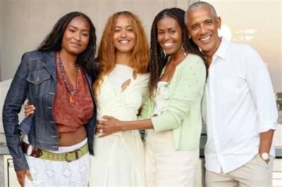Barack Obama's Daughters: Uncovering Their Age