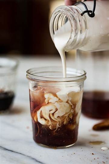 From Cloud Coffee to Summer Cocktails: the Viral Recipes Fueling the 2Oz to mL Search Surge