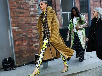 From Runways to Street Style: the Timeline of the Brown and Pink Hair Trend