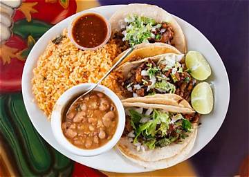 Inside Pelancho’s in Seymour, Tn: Sizzling Fajitas, Tacos, and Margaritas