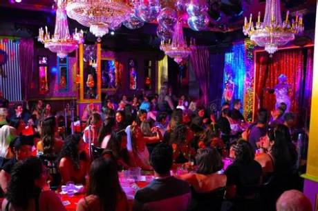 Is Lips Drag Nyc Worth the Hype? Menu, Location, and Show Palace Breakdown