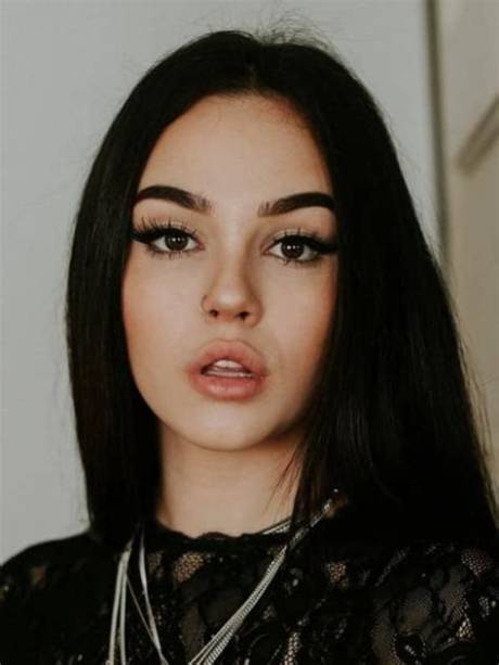 Maggie Lindemann Age, Bio, and Music Career: the Definitive Fan Guide