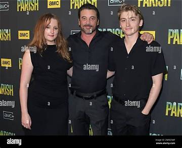 Naiia Rose Ulrich’s Viral Posts: Seeing Skeet Ulrich Through His Daughter's Eyes