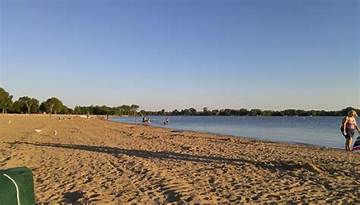 Pontiac Lake State Recreation Area Guide: Beach, Trails, and Major Events