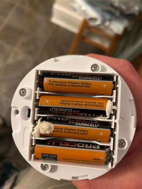 Simplisafe Low Battery Alert Won't Clear? Here Is the 2026 Quick Fix